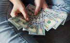 Гора с плеч: до конца 2025 года эти знаки зодиака закроют долги и кредиты — долгожданная финансовая свобода ждет Львов и Козерогов